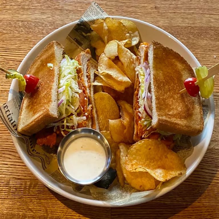 Buffalo Chicken Sandwich: A Spicy Classic